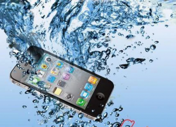 8 triệu chứng cho thấy iPhone của bạn đã bị vô nước
